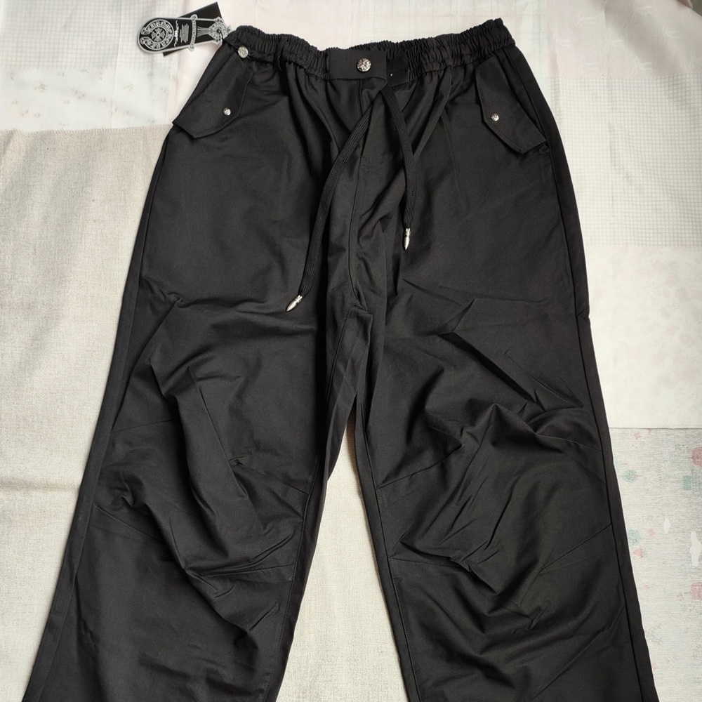 Chrome Hearts Black Cargo Pants with Multicolor Cross Appliqués - Picture 2 of 9